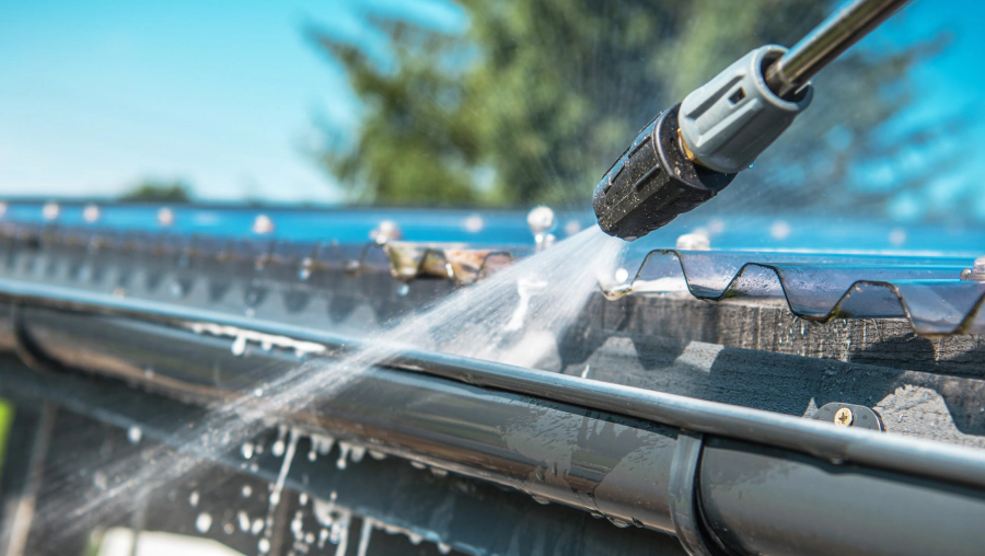 man doing pressure washing2